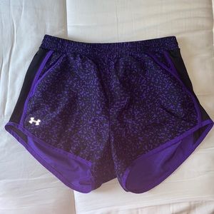 Under Armour running short